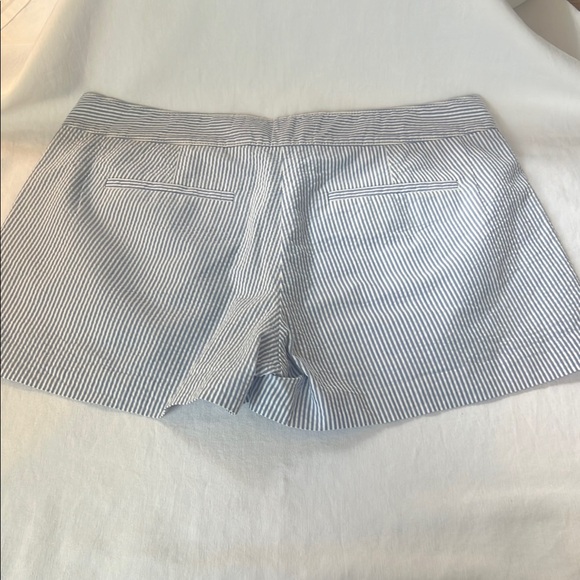 J. Crew Light Blue 100% Cotton Pinstripe Shorts Tailored Fit - Picture 8 of 10
